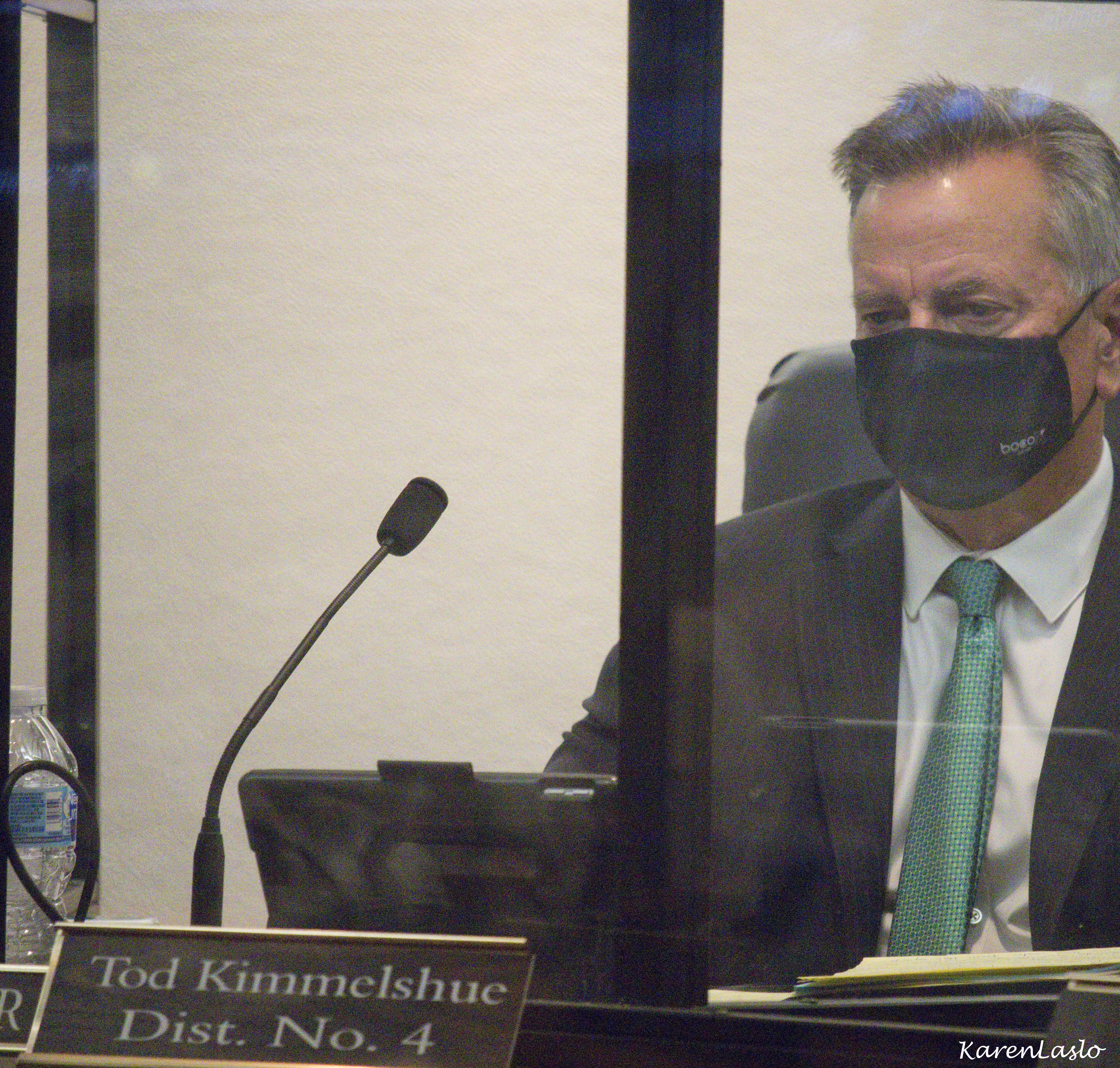 County supervisors endorse new water district